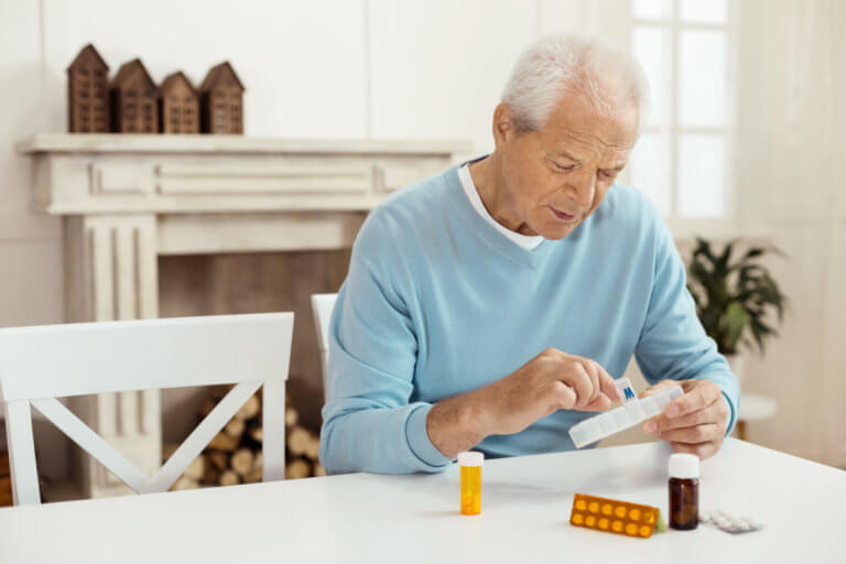 9 Tips for Safe Medication Management in Assisted Living - MD Senior Living