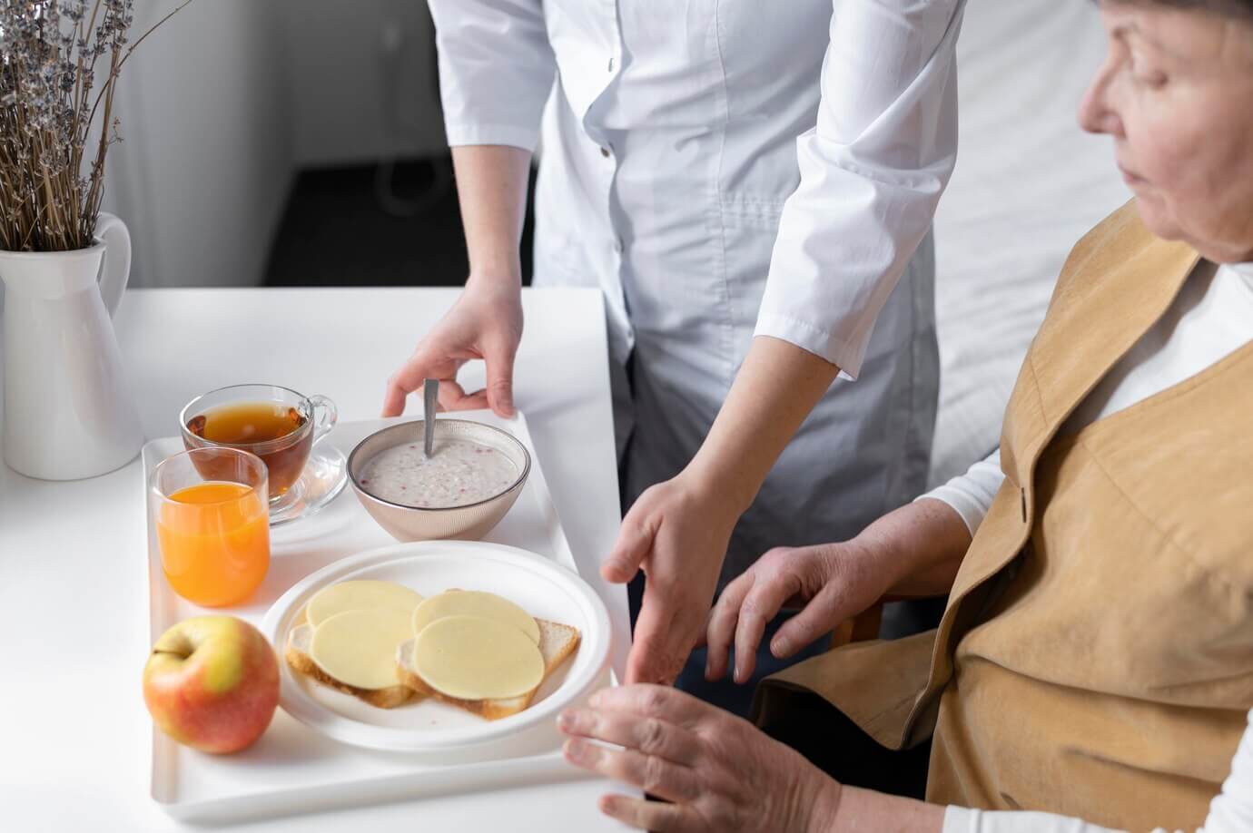 Discover the Top 11 Benefits of Assisted Living for Seniors
